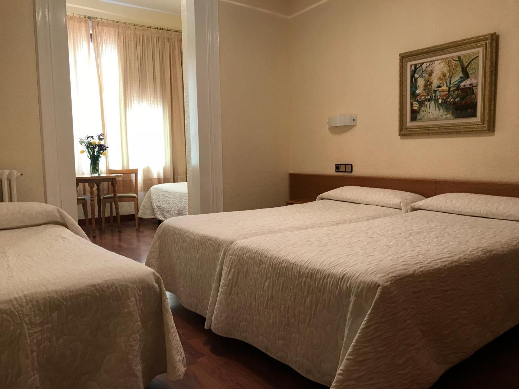 Hotel Pelayo — Foto 1